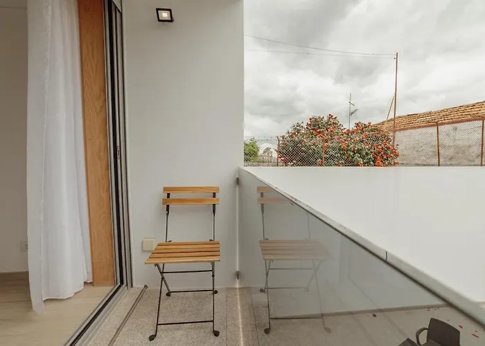 Stylish Flat By Hosty Oporto