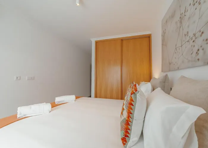 Stylish Flat By Hosty Apartamento