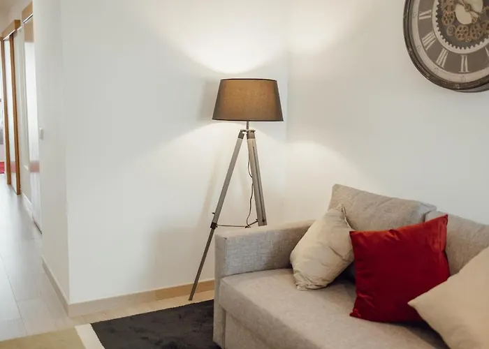 Stylish Flat By Hosty شقة بورتو