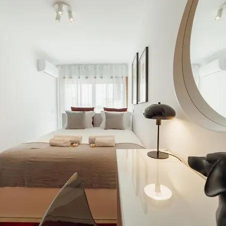 Stylish Flat By Hosty Apartment *